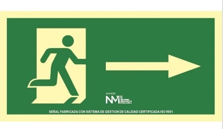 SEÑAL EVACUACIoN FLECHA DERECHA PVC 1MM CLASE B 632X313MM