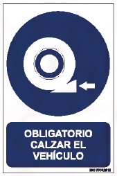 [RD20949] Señal Alum. "OBLIGATORIO CALZAR VEHICULO" 210X300mm